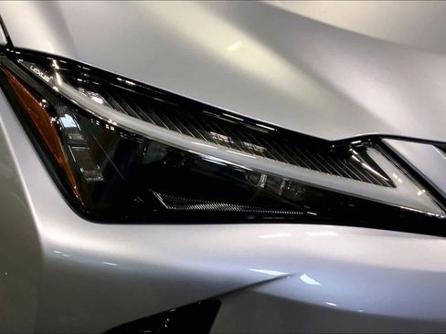 Certified 2025 Lexus UX 300h F SPORT Handling image 28