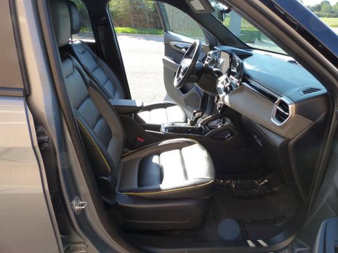 Used 2025 Chevrolet TrailBlazer ACTIV FWD image 44