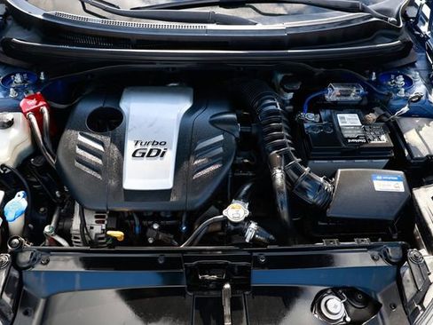 Used 2016 Hyundai Veloster Rally Edition image 42