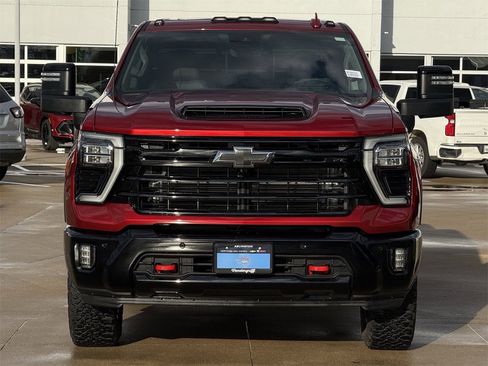 Certified 2025 Chevrolet Silverado 2500 LTZ w/ LTZ Plus Package image 7