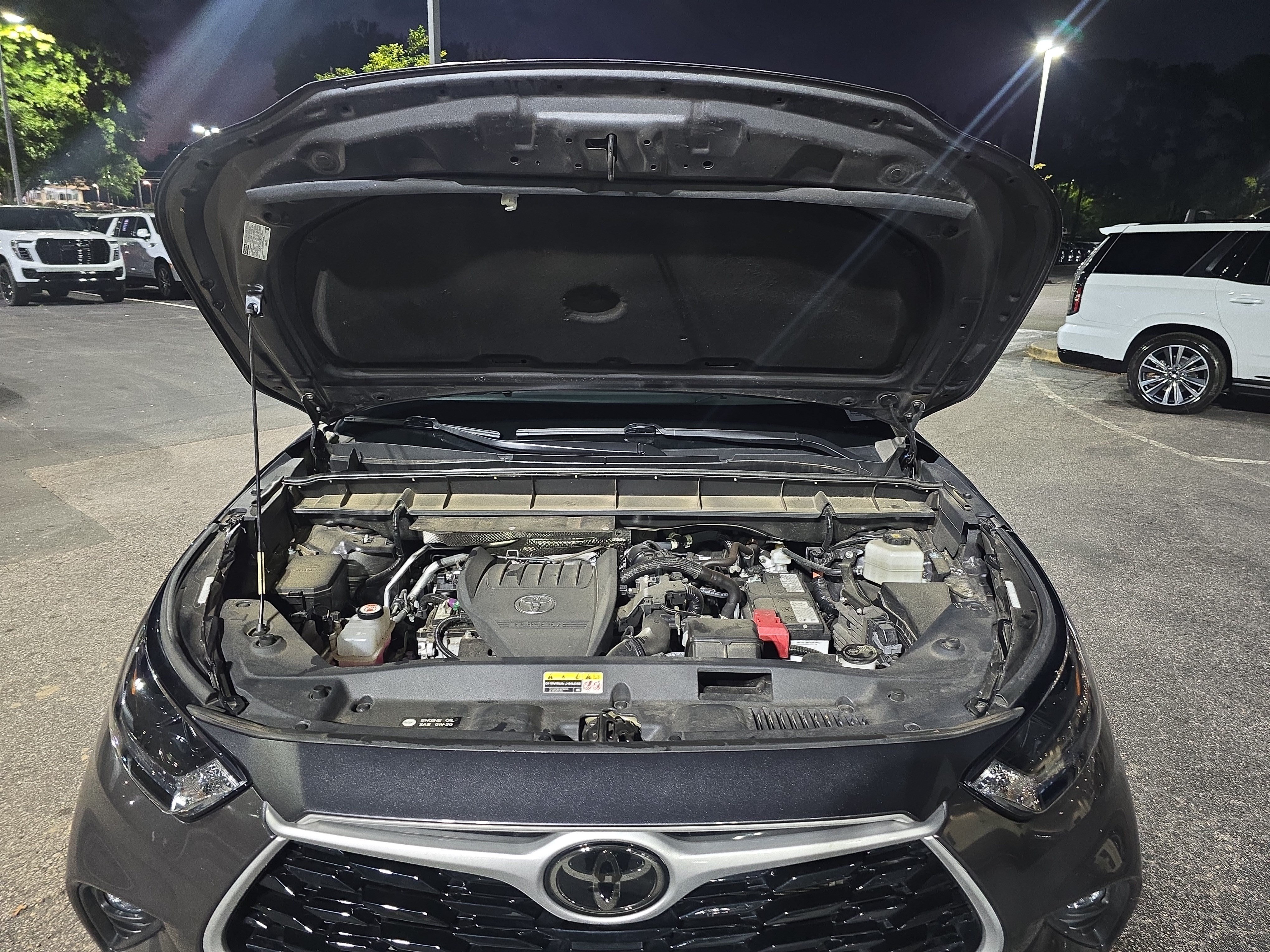 Used 2023 Toyota Highlander XLE FWD image 31
