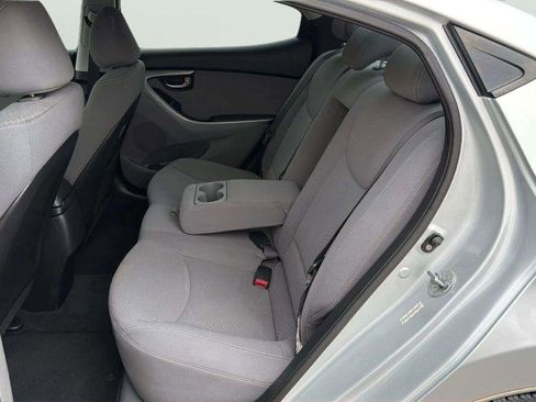 Used 2014 Hyundai Elantra SE w/ Option Group 02 image 19