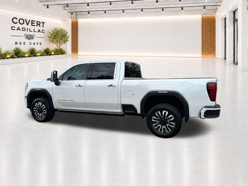 Used 2025 GMC Sierra 2500 Denali Ultimate AWD/4WD image 10