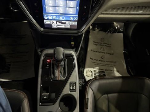 Used 2024 Subaru Crosstrek 2.5i Limited w/ Crosstrek Mirror Package image 23