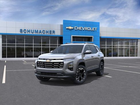 New 2026 Chevrolet Equinox LT w/ Convenience Package II AWD/4WD image 8