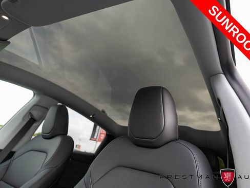 Used 2026 Tesla Model Y Long Range AWD/4WD image 5