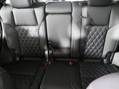 New 2025 Mitsubishi Outlander SEL