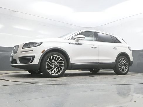 Used 2019 Lincoln Nautilus Reserve AWD/4WD image 36