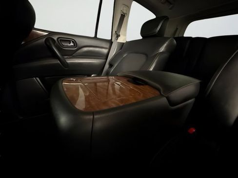 Used 2019 INFINITI QX80 Luxe w/ All-Season Package RWD image 12