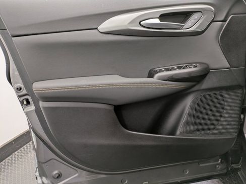 Used 2025 Alfa Romeo Tonale w/ Premium Package image 8