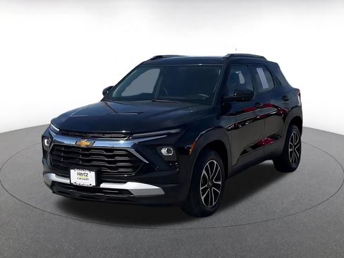Used 2025 Chevrolet TrailBlazer LT w/ Driver Confidence Package AWD/4WD image 7