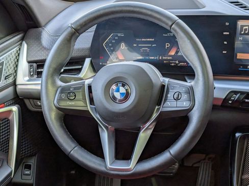 Certified 2025 BMW X2 xDrive28i image 17