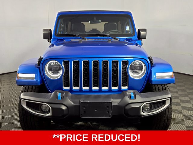 Used 2023 Jeep Wrangler Unlimited Sahara w/ Cold Weather Group AWD/4WD image 2