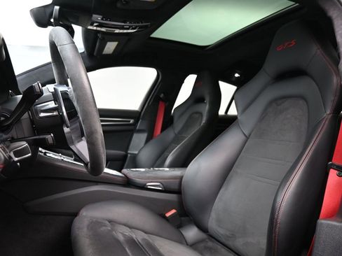 Used 2020 Porsche Panamera GTS image 5