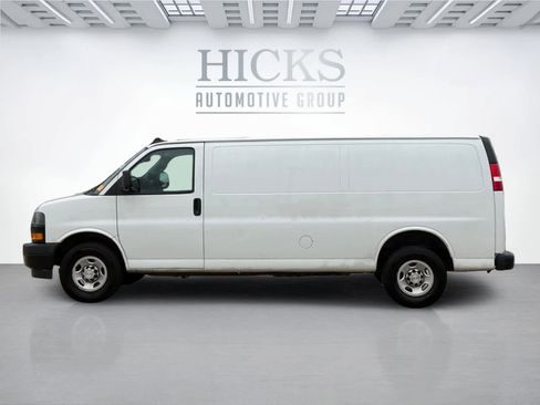 Used 2021 Chevrolet Express 2500 Extended w/ Driver Convenience Package RWD image 8