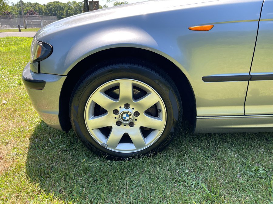 Used 2005 BMW 325xi Sedan AWD/4WD image 37