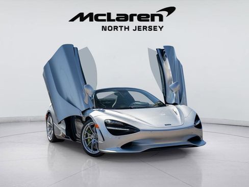 New 2025 McLaren 750S Spider image 10
