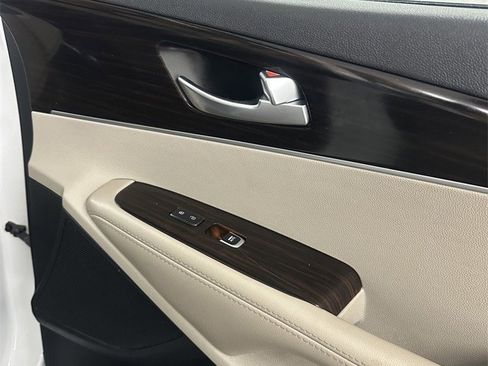 Used 2020 Kia Sorento EX image 38