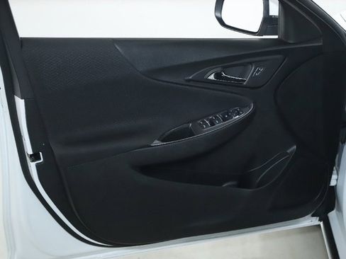 Used 2024 Chevrolet Malibu LT image 15