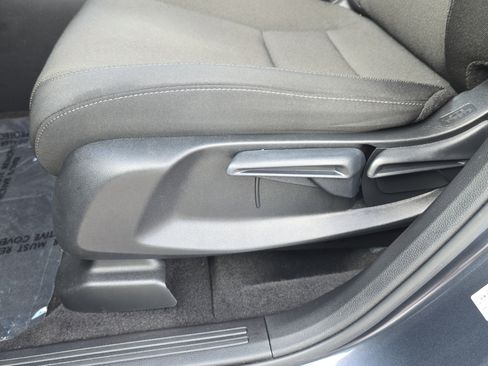 Used 2024 Honda CR-V LX image 20