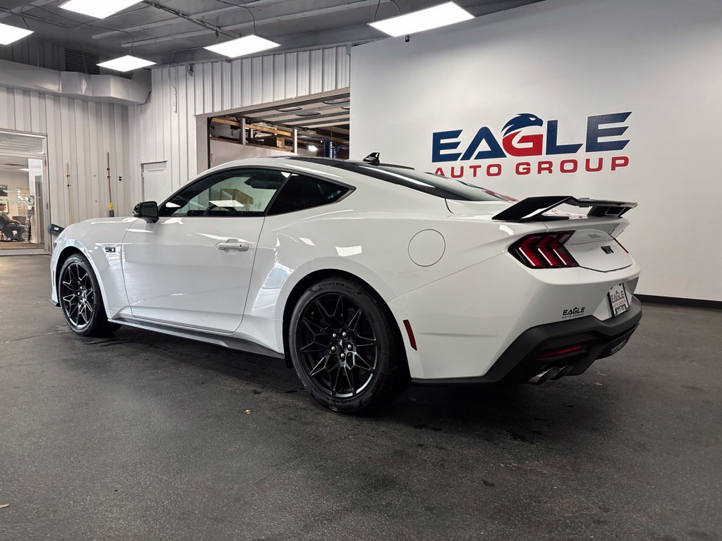 New 2026 Ford Mustang GT Premium w/ GT Performance Package RWD image 7