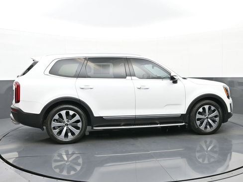 Used 2021 Kia Telluride EX w/ EX Premium Package AWD/4WD image 2