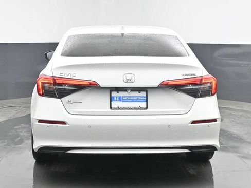 Certified 2024 Honda Civic Touring image 9