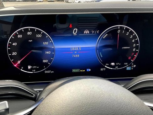 Certified 2025 Mercedes-Benz GLE 450e 4MATIC w/ Driver Assistance Package image 20