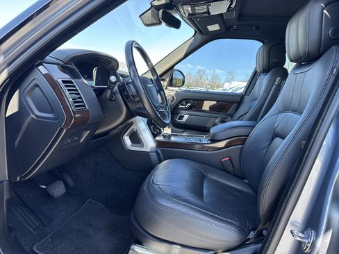 Used 2021 Land Rover Range Rover image 17