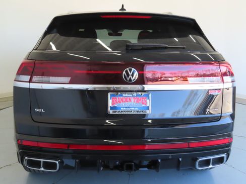 New 2026 Volkswagen Atlas Cross Sport SEL Premium R-Line AWD/4WD image 5