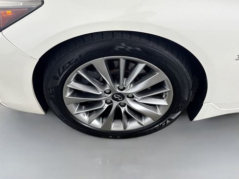 Used 2019 INFINITI Q50 Luxe w/ Cargo Package (L96) image 38
