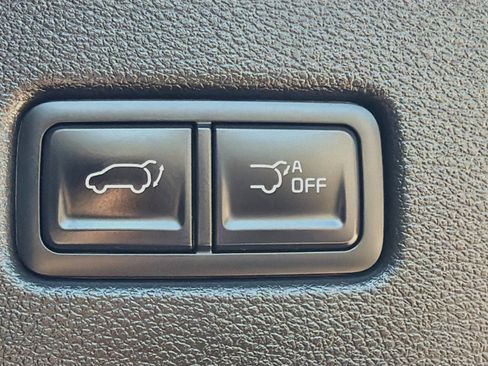 Used 2025 Kia Telluride S AWD/4WD image 32