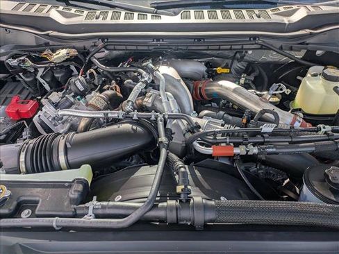 New 2025 Ford F250 Lariat w/ Lariat Ultimate Package image 16