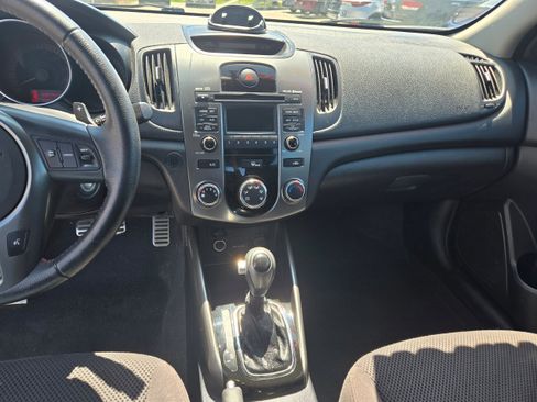 Used 2012 Kia Forte SX FWD image 7