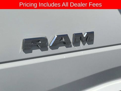 Used 2024 RAM 3500 Limited AWD/4WD image 12