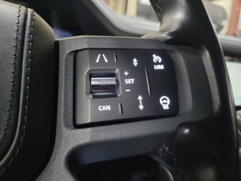 Used 2020 Land Rover Defender 110 X image 13