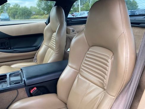 Used 1995 Chevrolet Corvette Coupe RWD image 7