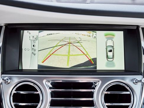 Used 2015 Rolls-Royce Wraith image 73