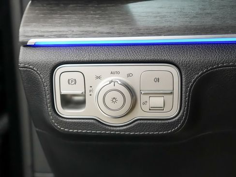 Used 2022 Mercedes-Benz GLE 450 4MATIC image 23