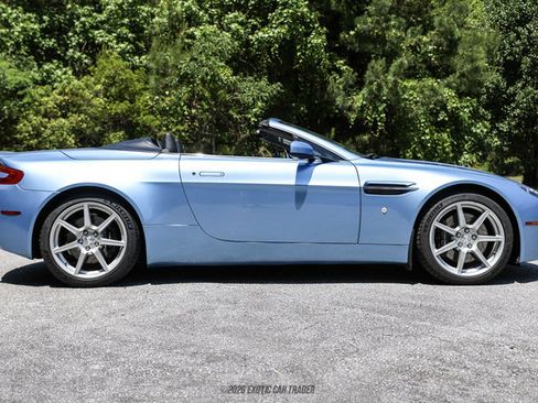 Used 2007 Aston Martin V8 Vantage Roadster RWD image 9