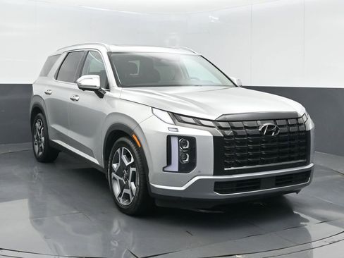 Used 2024 Hyundai Palisade SEL AWD/4WD image 3