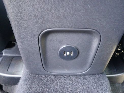 Used 2025 Ford Escape ST-Line Select AWD/4WD image 6