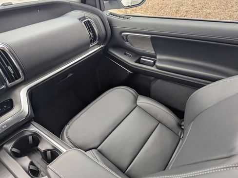 New 2026 Ford Expedition Max Platinum w/ Driver's Package image 17