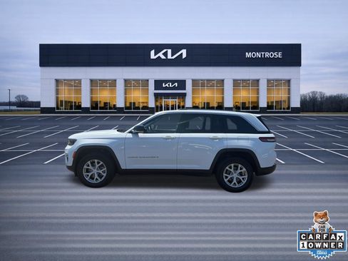 Used 2023 Jeep Grand Cherokee Limited AWD/4WD image 8