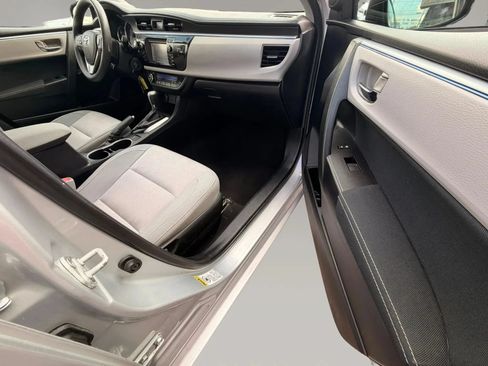 Used 2014 Toyota Corolla LE FWD image 8