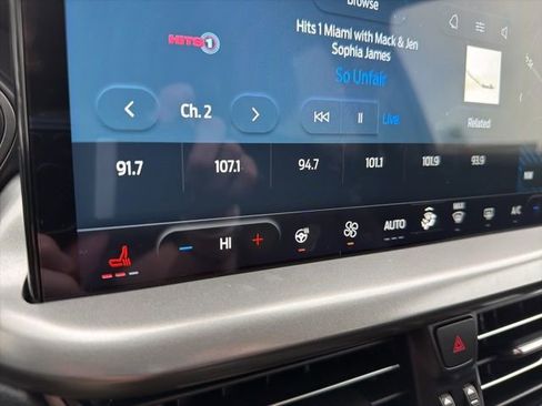 Used 2023 Ford Escape SE w/ Class II Trailer Tow Package image 31