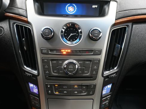 Used 2011 Cadillac CTS Premium image 18