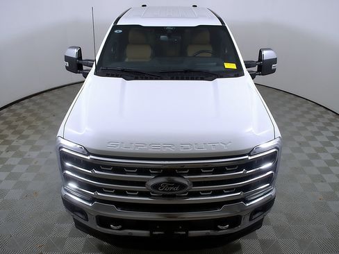 Used 2024 Ford F250 Lariat w/ Lariat Ultimate Package image 4
