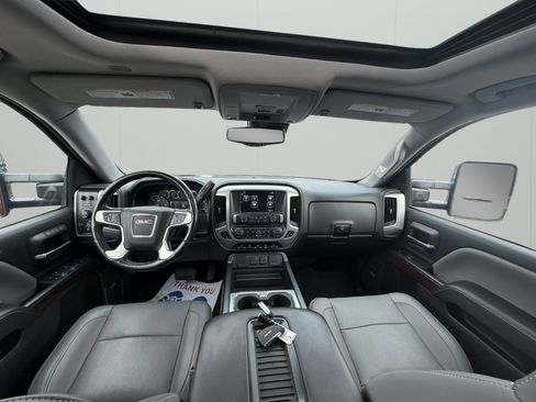 Used 2018 GMC Sierra 1500 SLT image 29