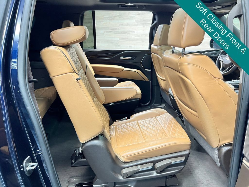 Used 2024 Cadillac Escalade ESV Sport w/ Touring Package AWD/4WD image 16